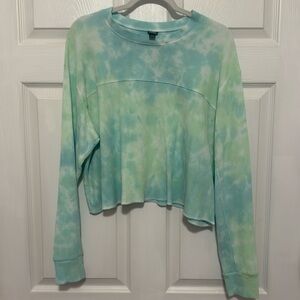 Tie dye long sleeve cropped tshirt